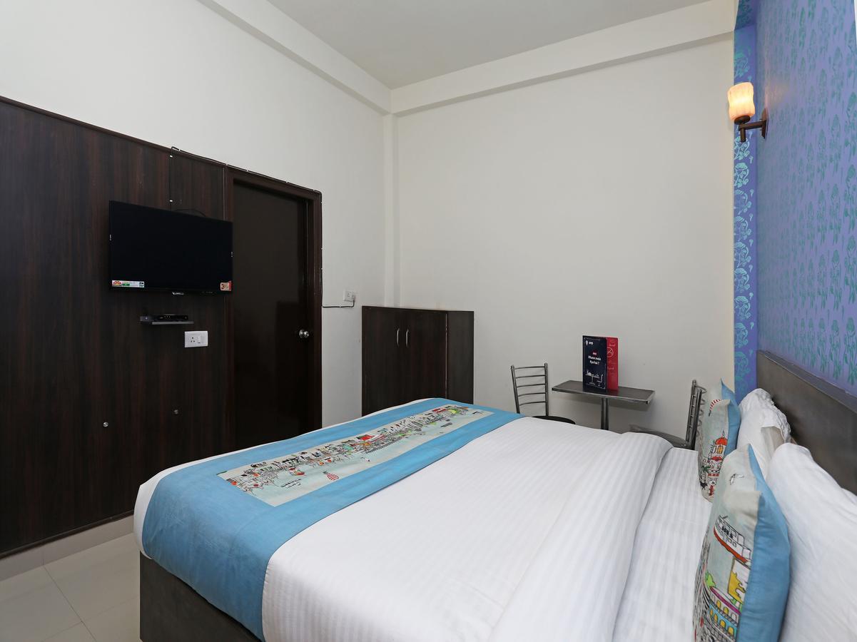 Oyo 11041 Hotel Taj Ansh Agra  Ngoại thất bức ảnh